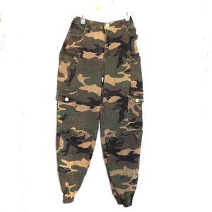 Rue 21 Girls Woodland Camouflage Cargo Pants, Size S